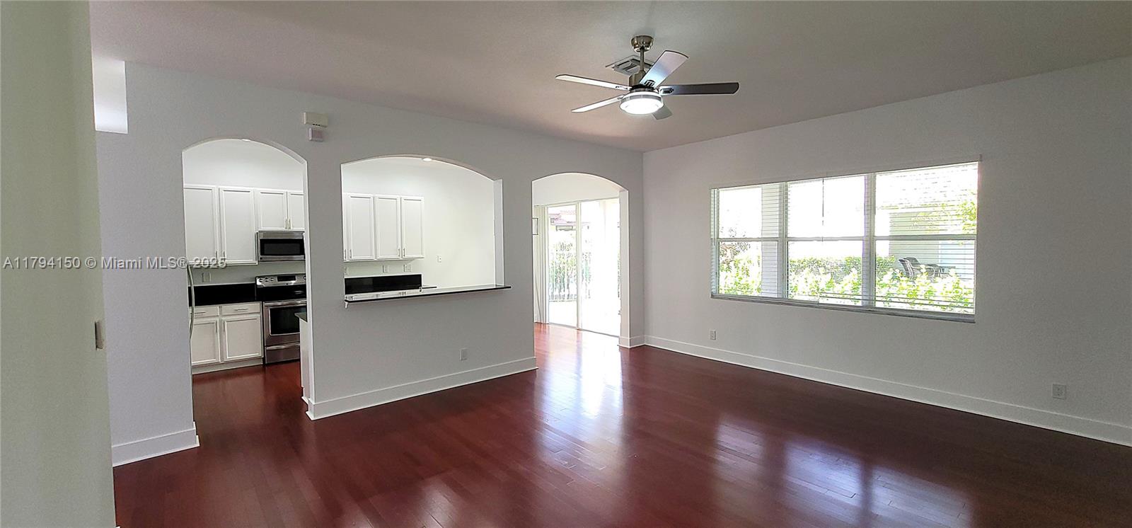 Property photo # 9