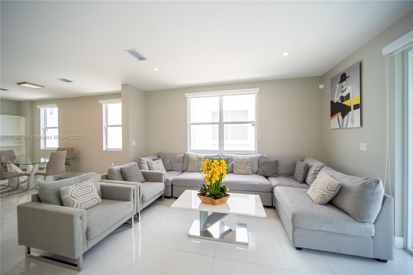 Property photo # 6