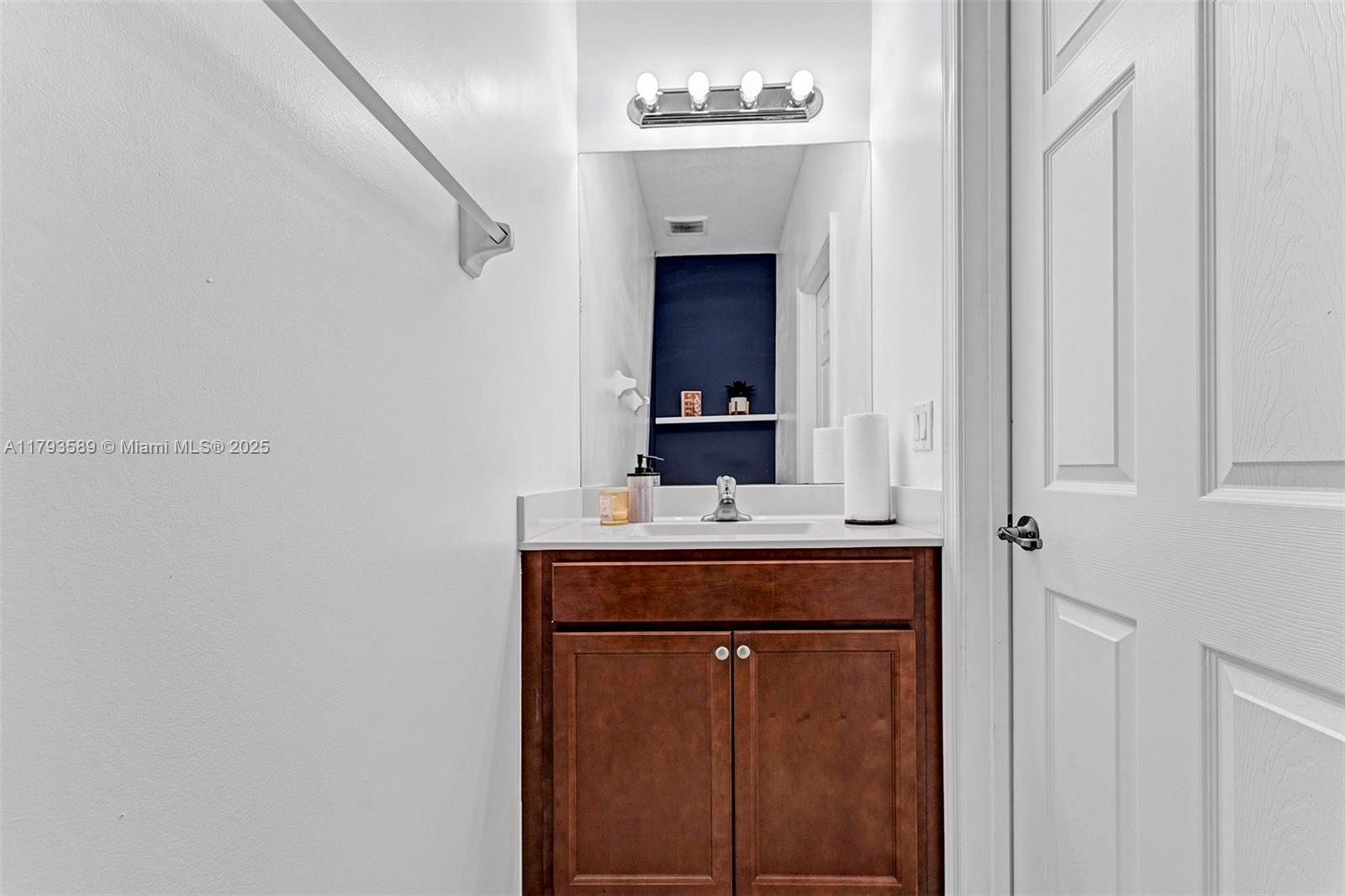 5301 Ellery Ter, West Palm Beach, Florida image 31