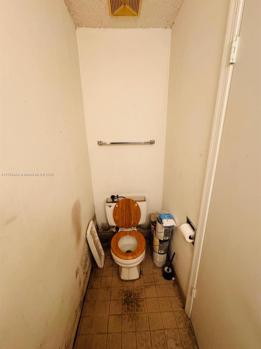 5040 Elmhurst Rd #A, West Palm Beach, Florida image 7