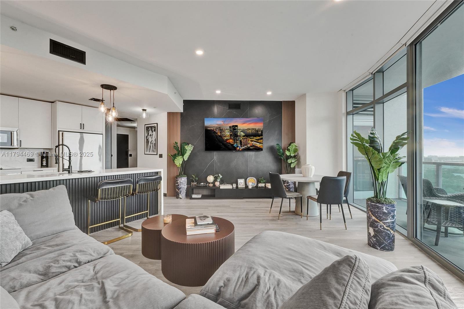 Property photo # 4
