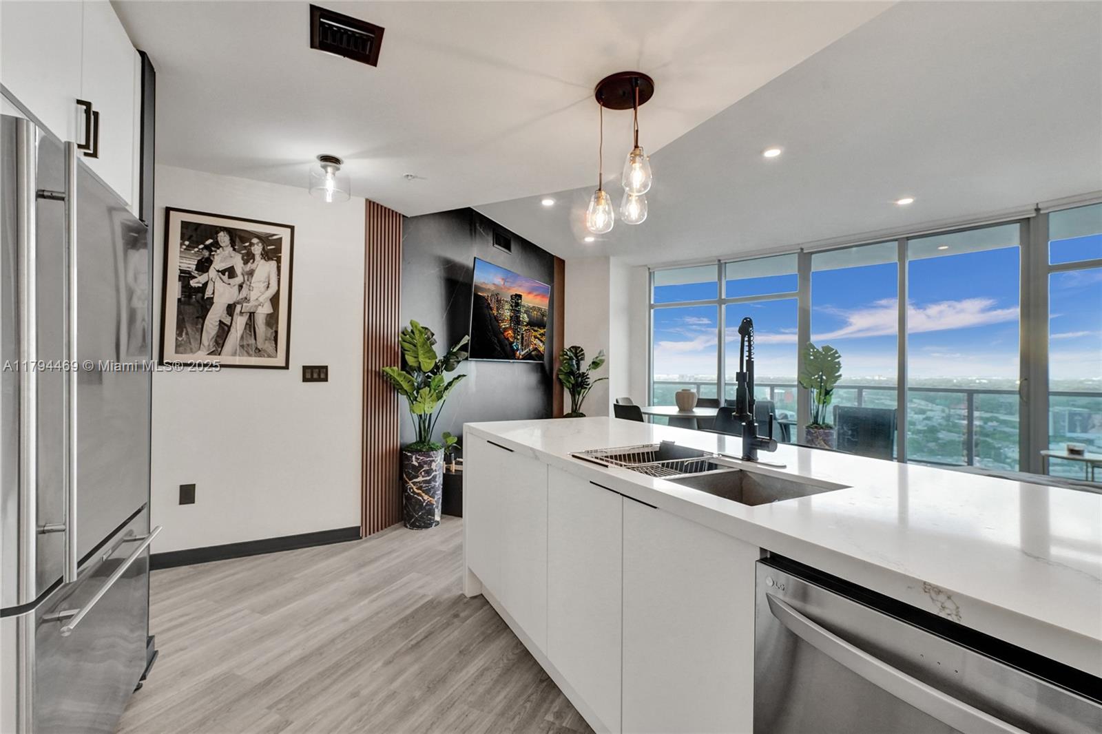 Property photo # 8