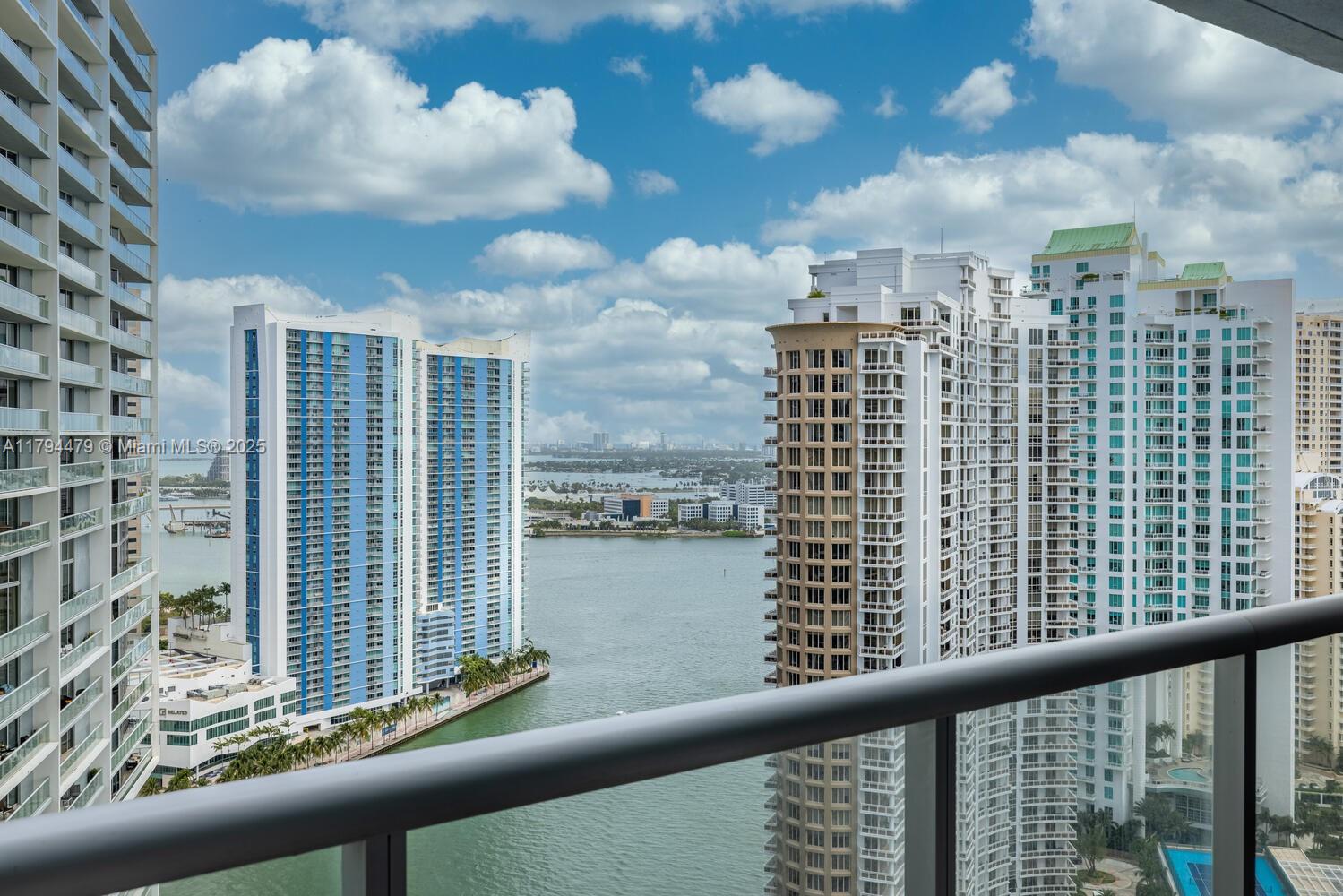 495 Brickell Ave #4008, Miami FL 33131