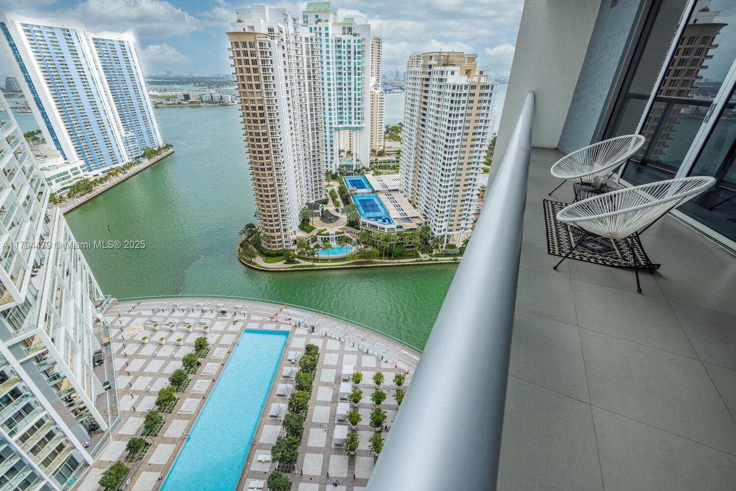 495 Brickell Ave #4008, Miami FL 33131