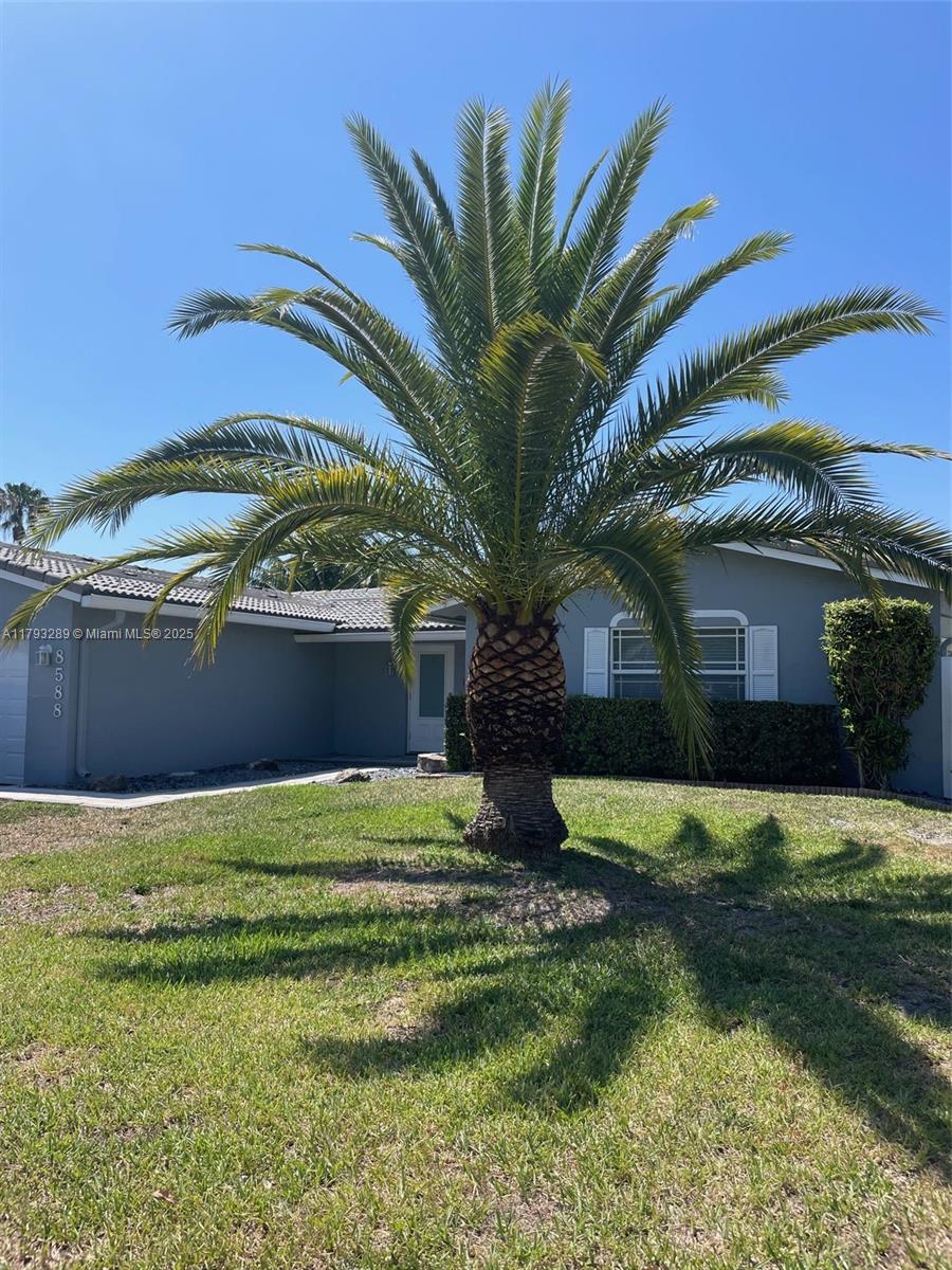 8588 27th Dr, Coral Springs, Florida 33065