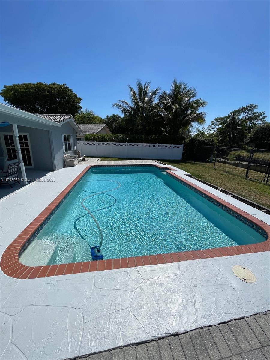 8588 NW 27th Dr, Coral Springs, Florida image 32