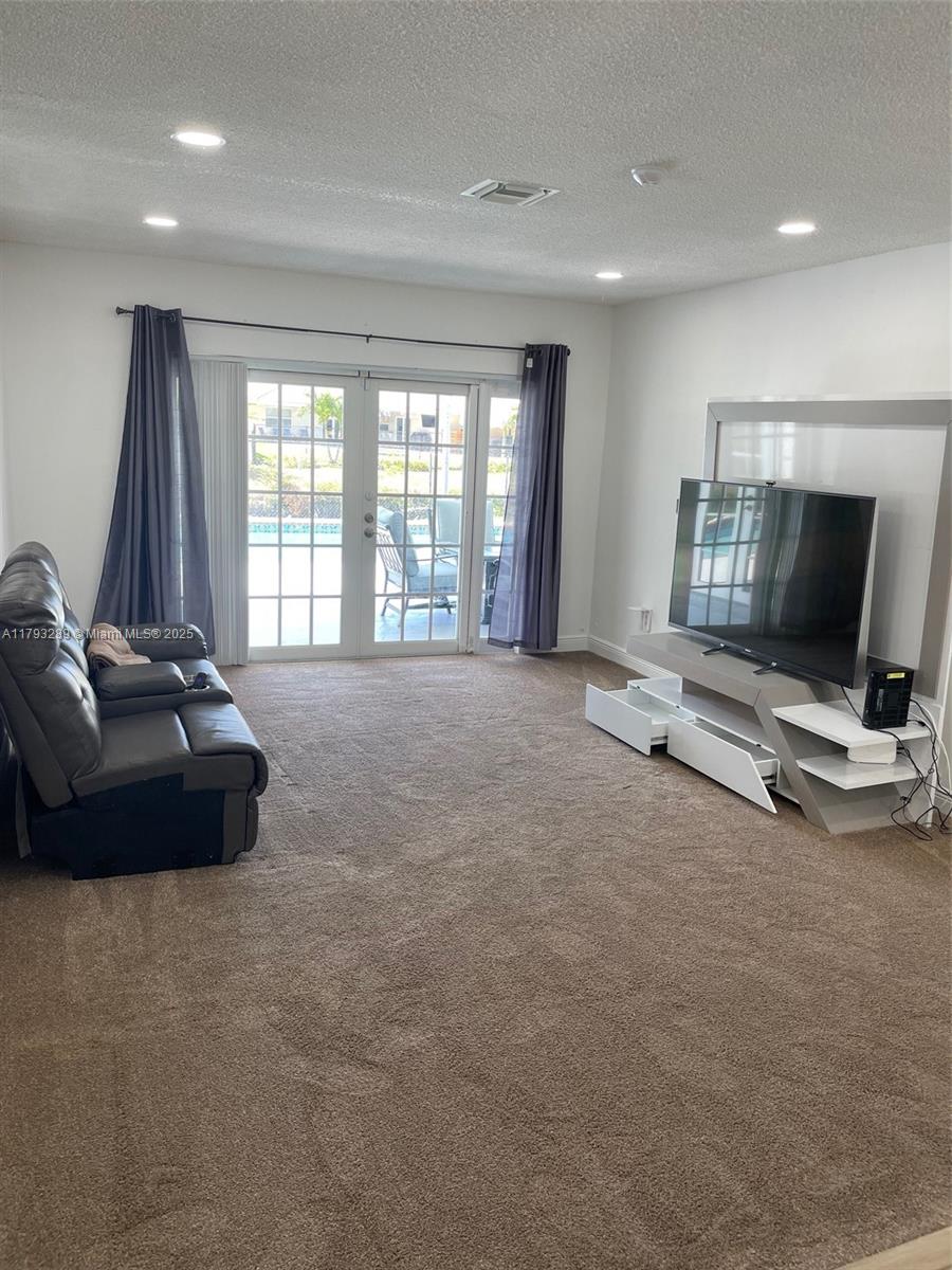 8588 NW 27th Dr, Coral Springs, Florida image 6