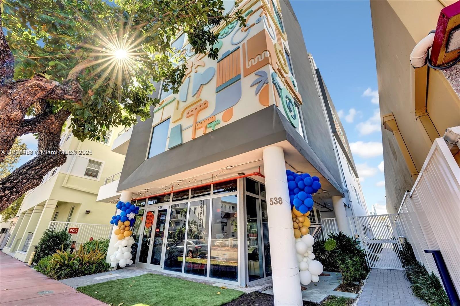 538 Meridian Ave, Miami Beach, Florida image 1