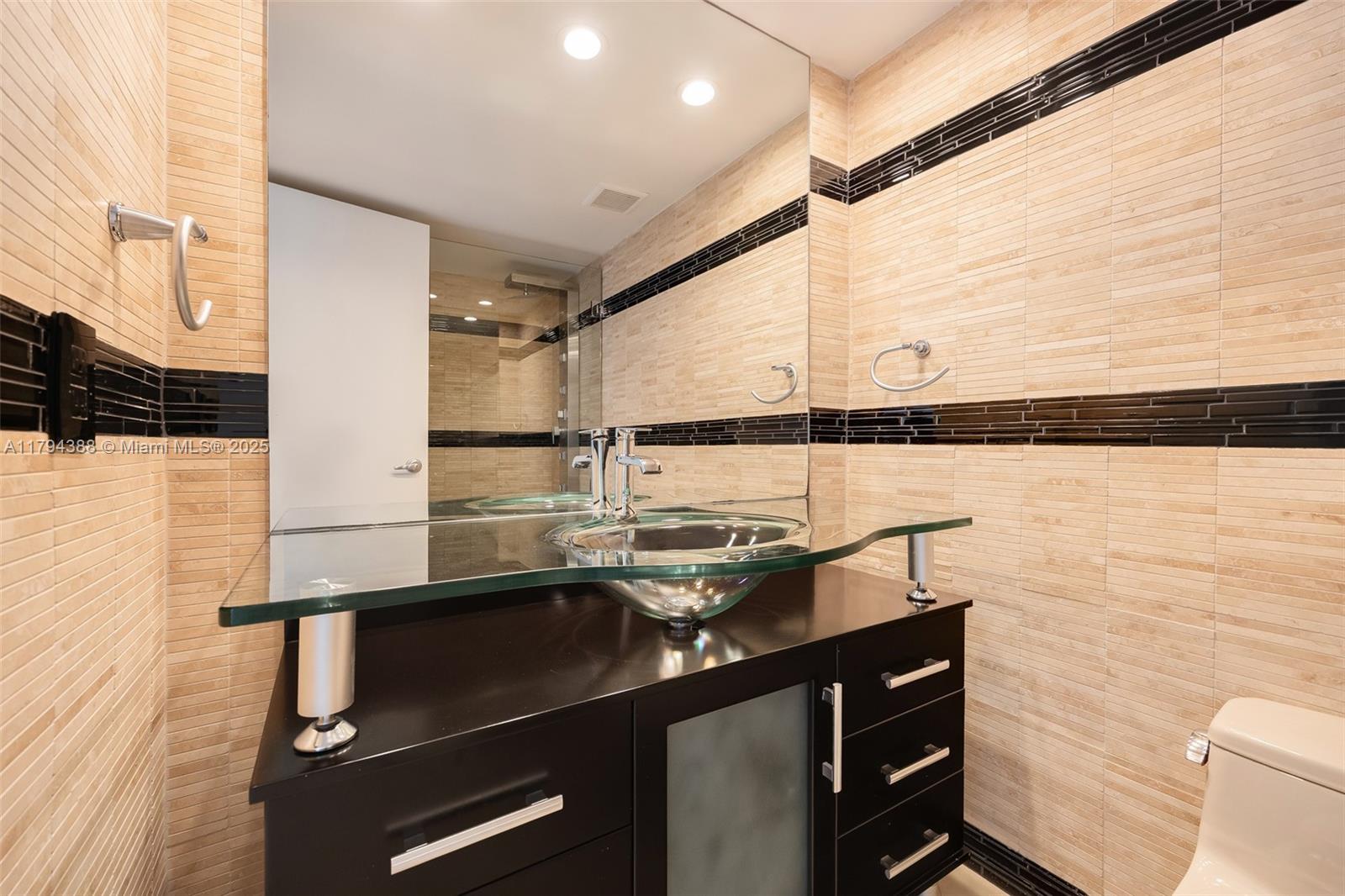 1600 S Bayshore Ln #8D, Coconut Grove, Florida image 15