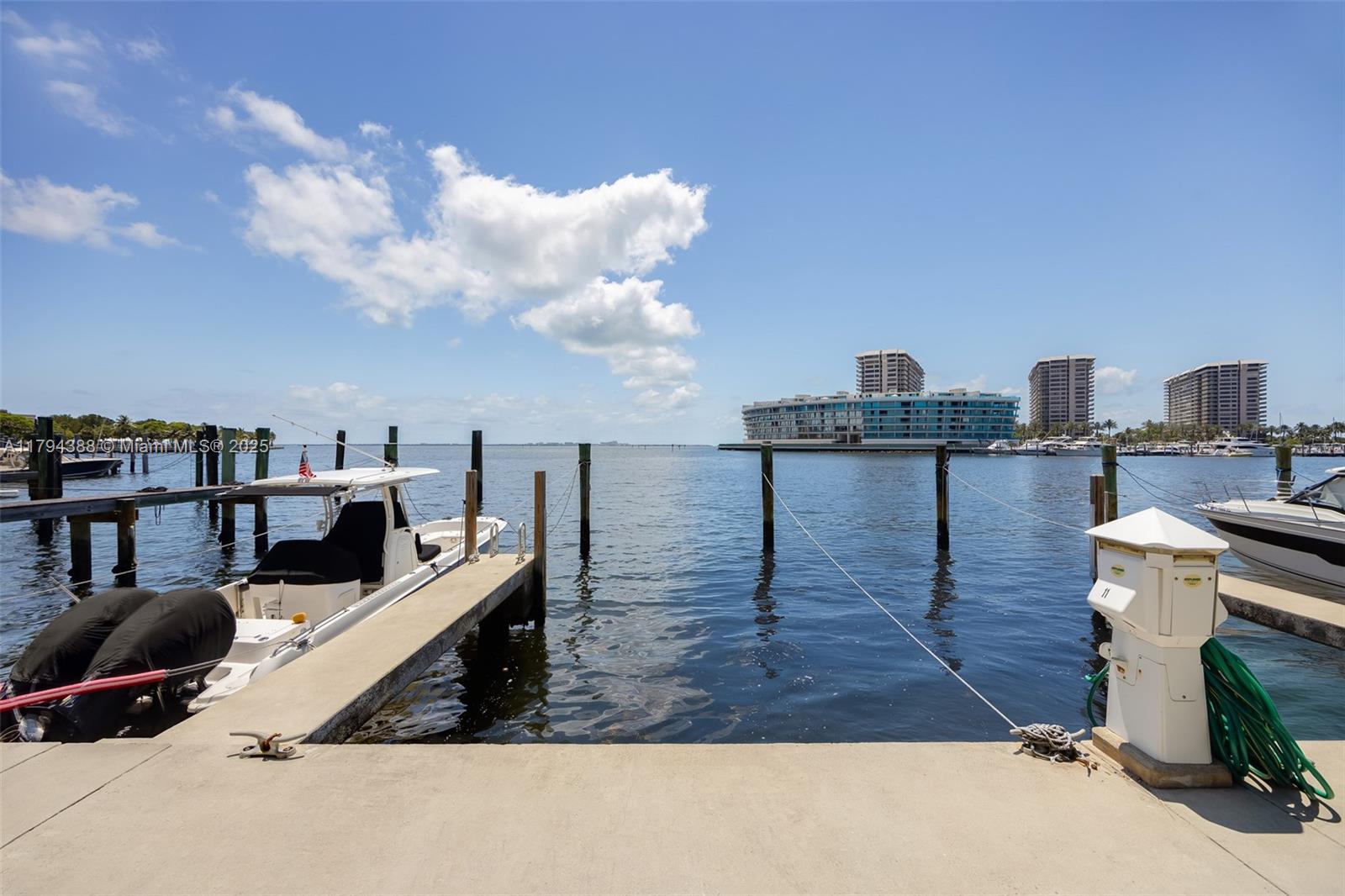 1600 S Bayshore Ln #8D, Coconut Grove, Florida image 3