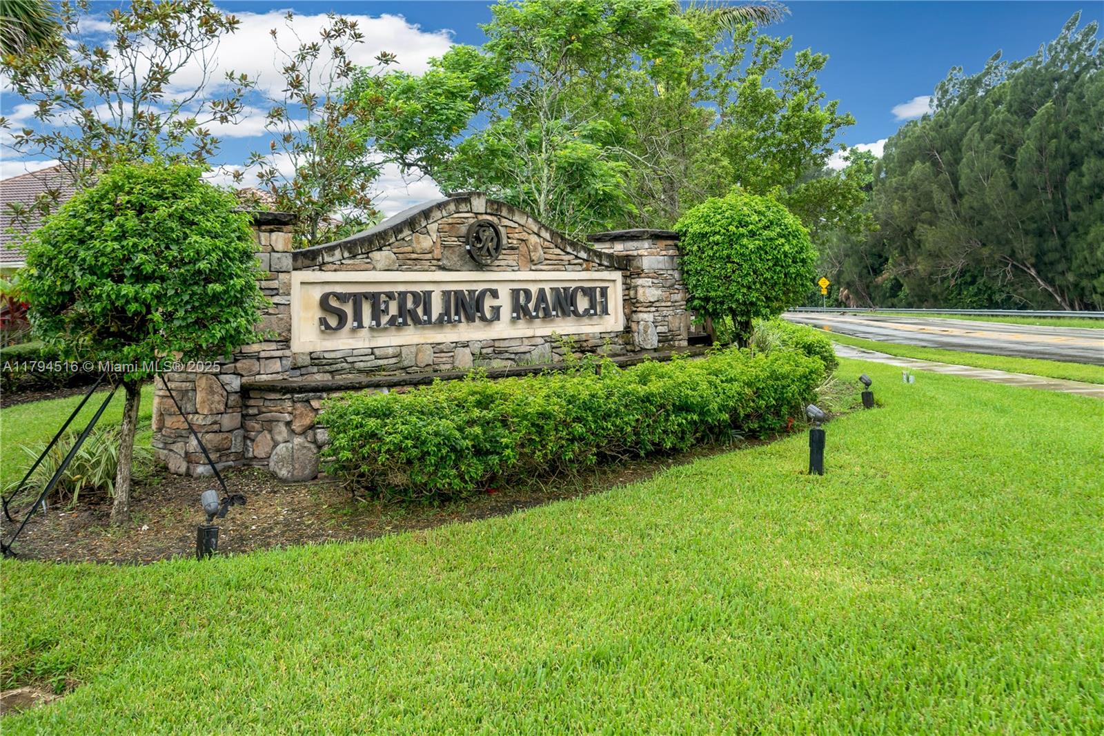 5202 S Sterling Ranch Cir, Davie, Florida image 48