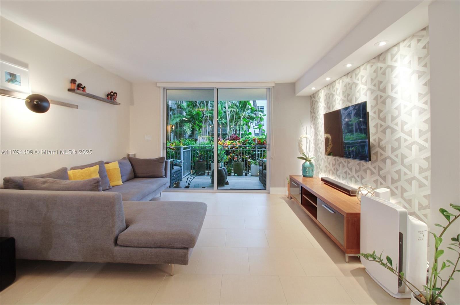 Property photo # 0