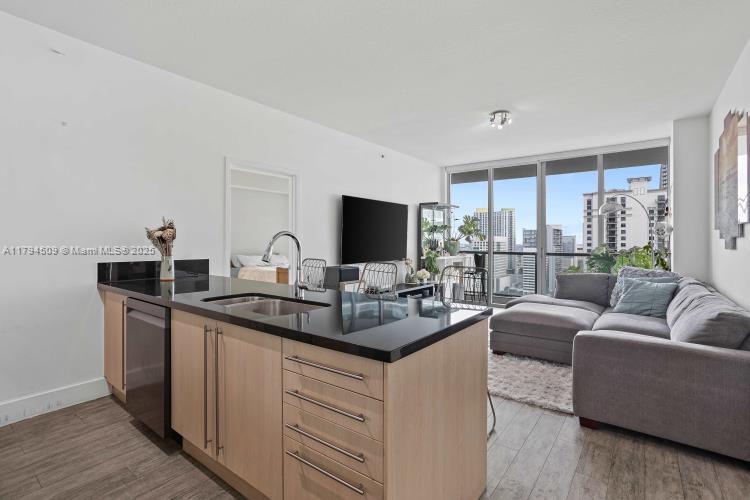 Condo for Rent in Miami, FL