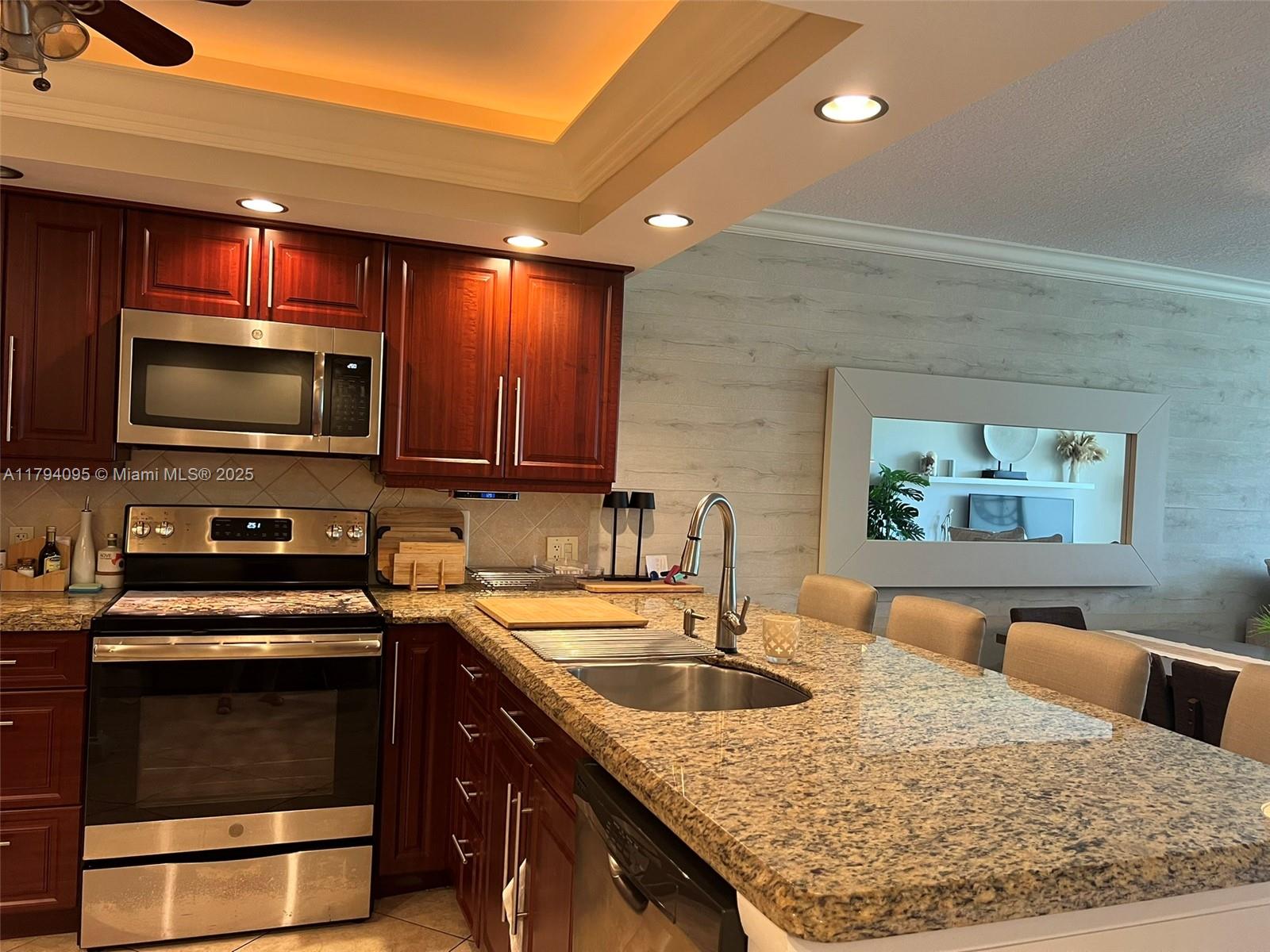 2601 S Course Dr #304, Pompano Beach, Florida image 10