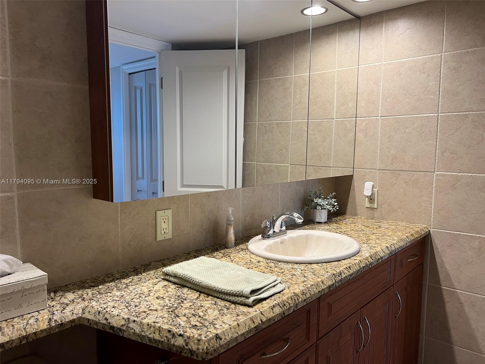 2601 S Course Dr #304, Pompano Beach, Florida image 32