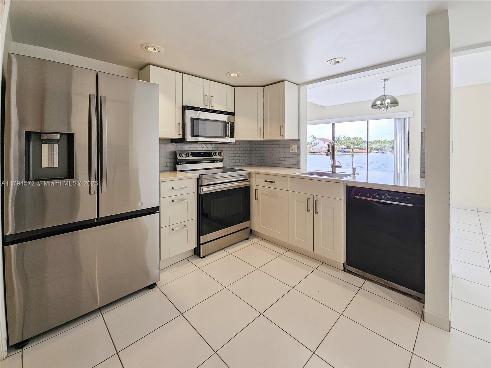 Property photo # 4