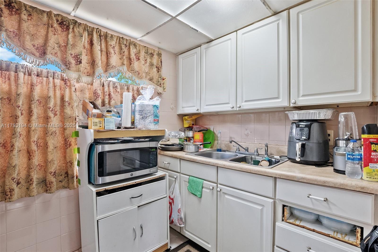2870 NW 169th Ter, Miami Gardens, Florida image 12