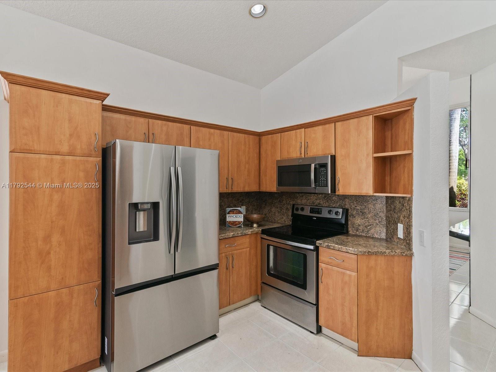 Listing Photo 17