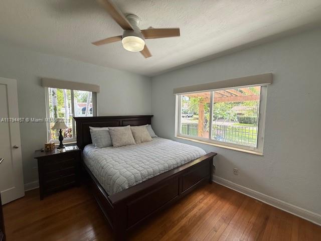 1402 Tangier St, Coral Gables, Florida image 15