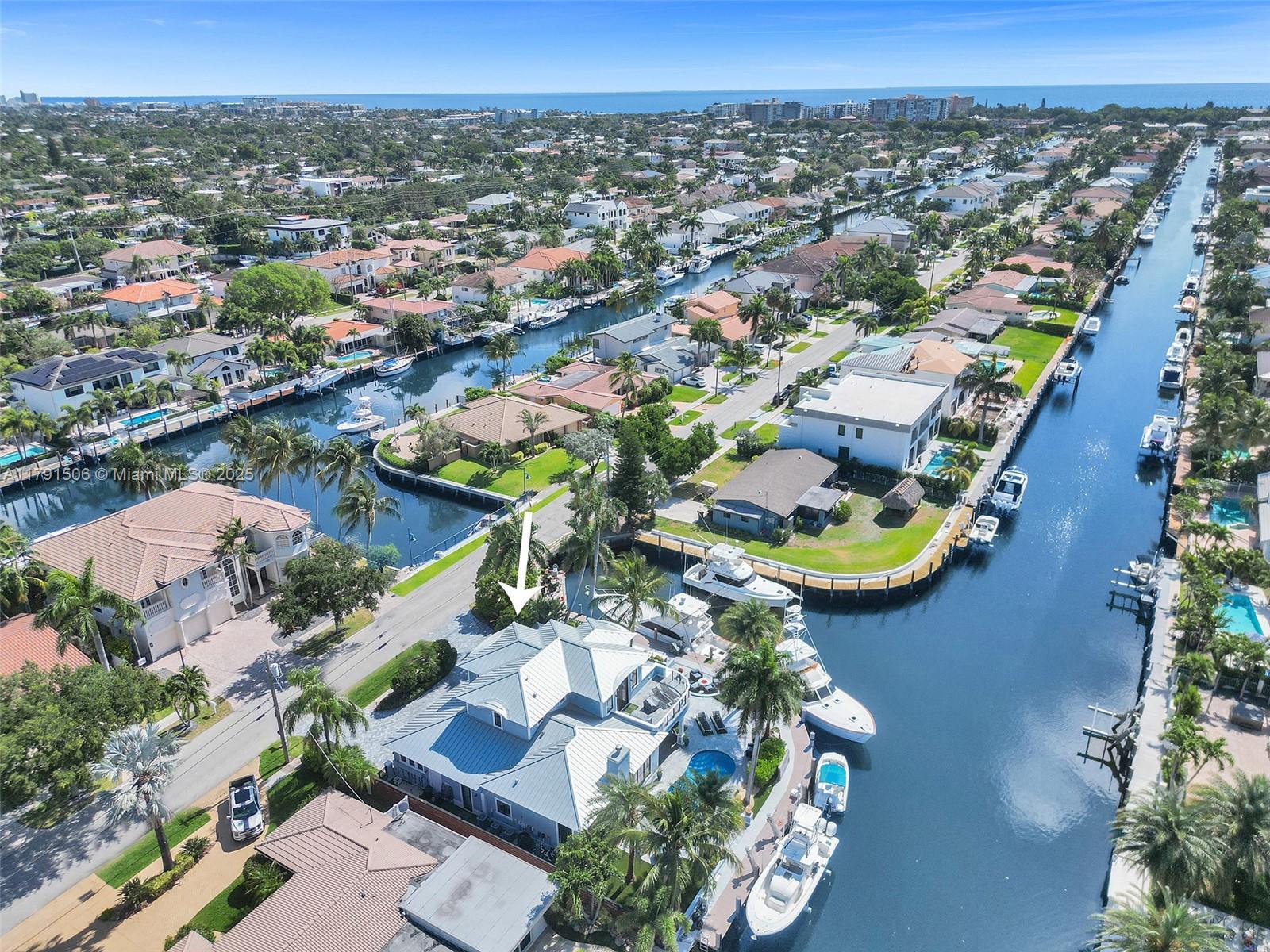 2340 NE 48th St, Lighthouse Point, Florida image 3