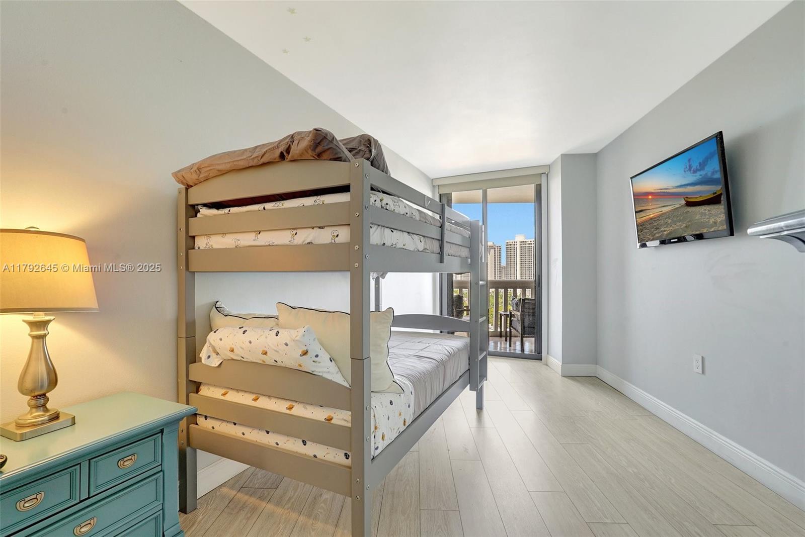 1000 Island Blvd #1805, Aventura, Florida image 23
