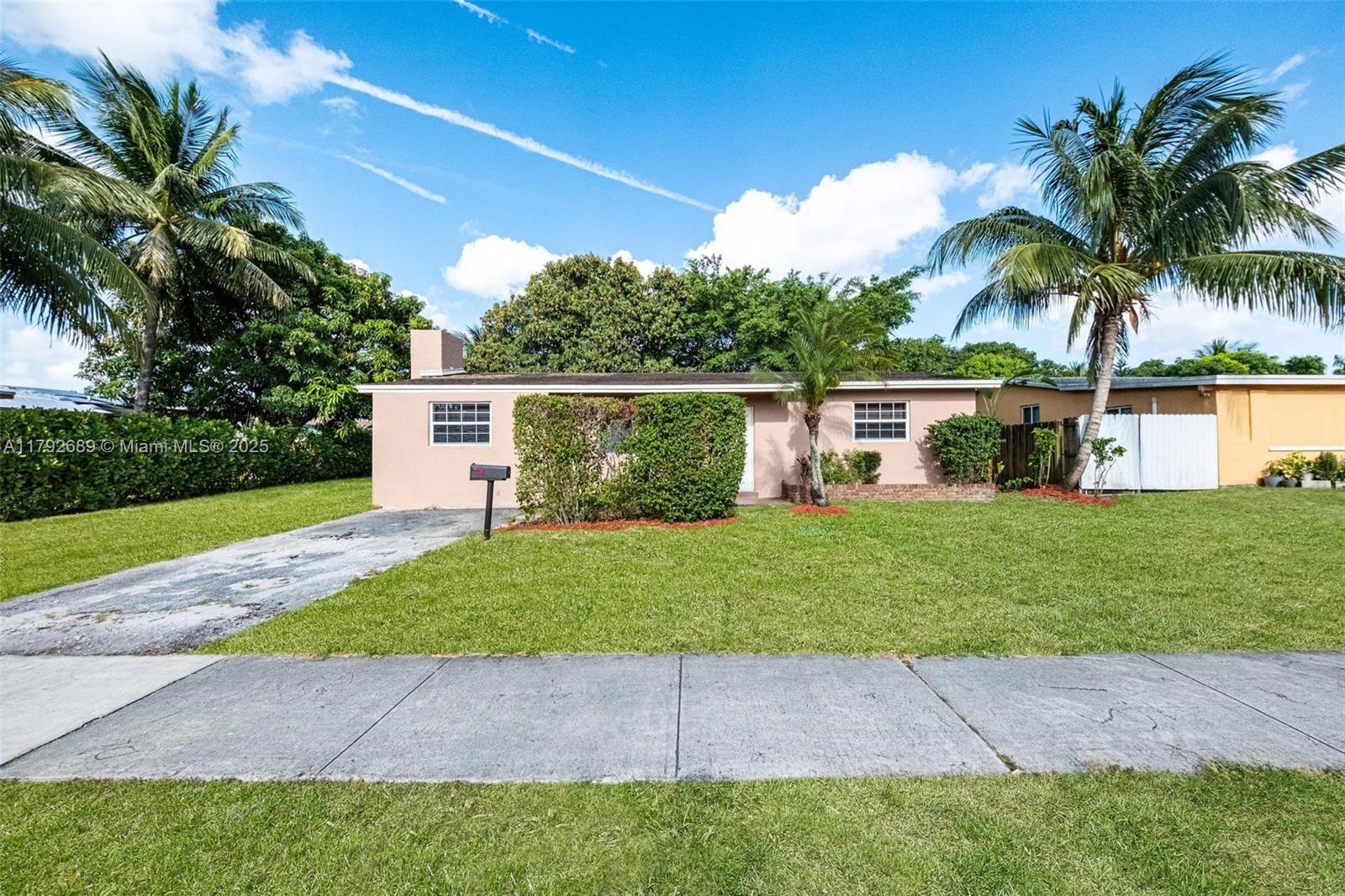 2821 N 74th Ave  For Sale A11792689, FL