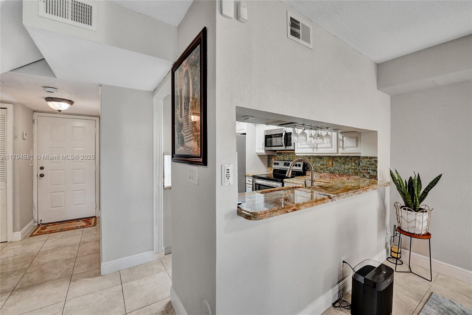 7909 NW 7th Ct, Plantation, Florida image 18