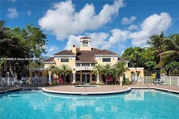 Property photo # 0
