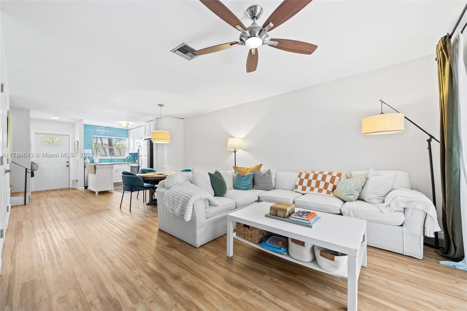 450 SE 7th St #234, Dania Beach, Florida image 1