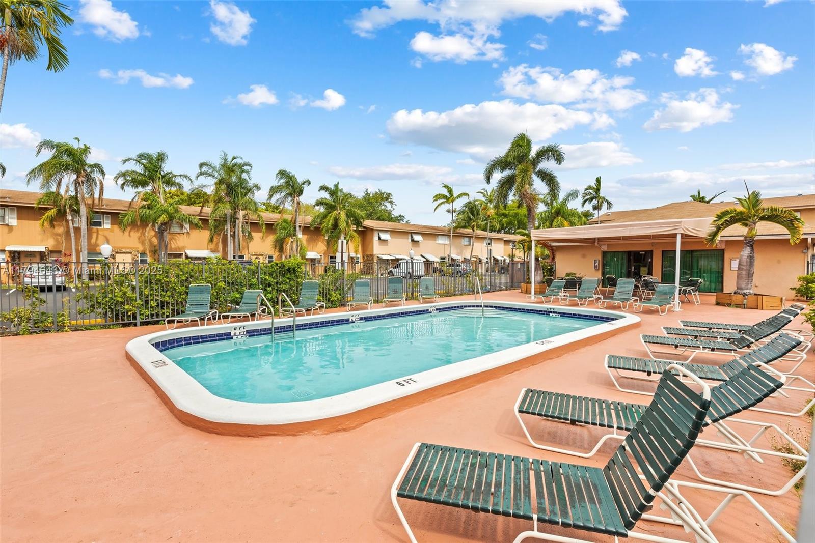 450 SE 7th St #234, Dania Beach, Florida image 15