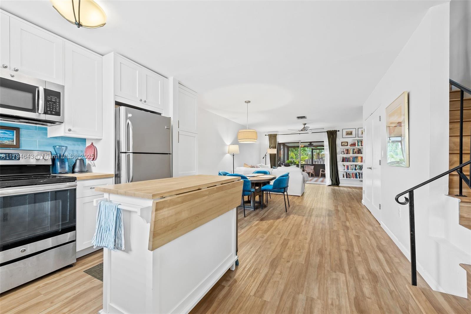 450 SE 7th St #234, Dania Beach, Florida image 2