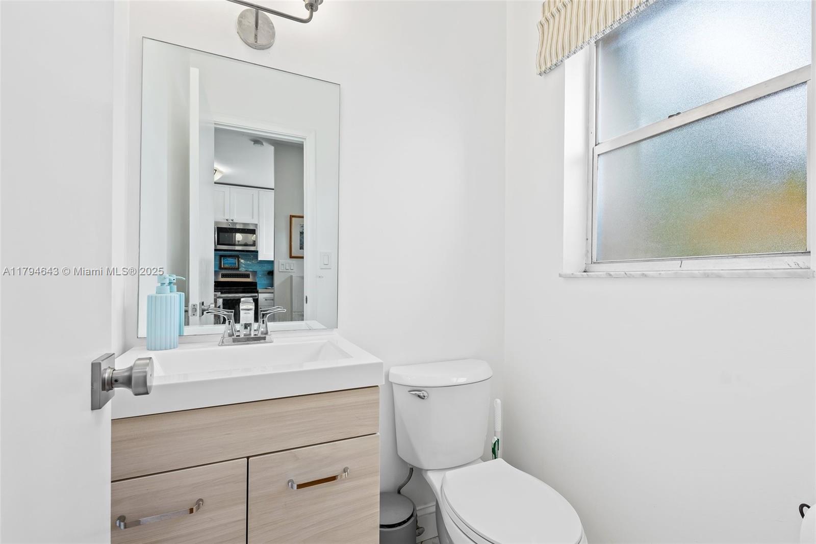 450 SE 7th St #234, Dania Beach, Florida image 7