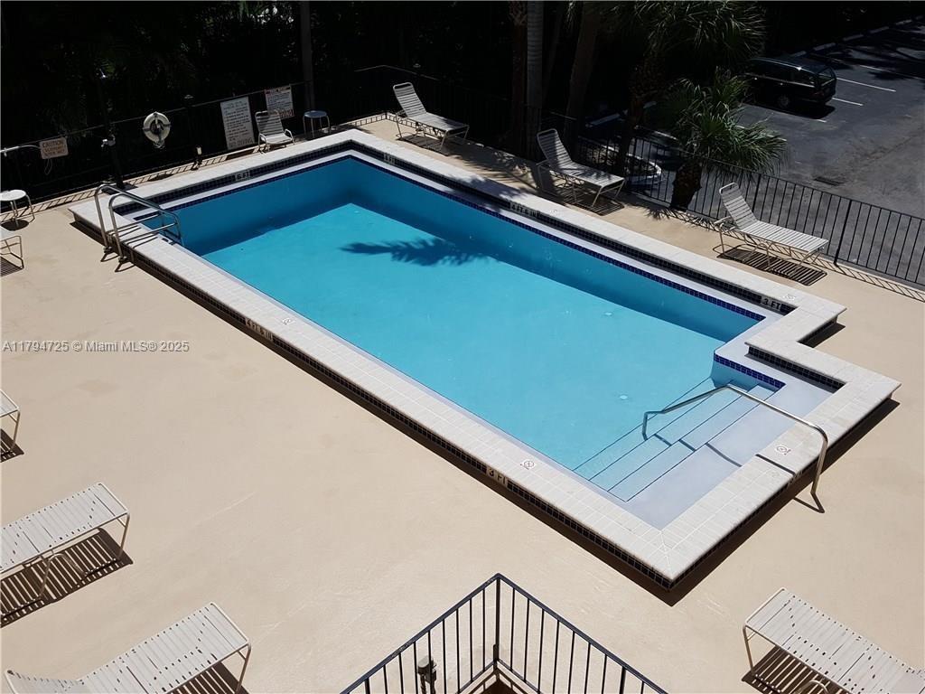 Property photo # 4