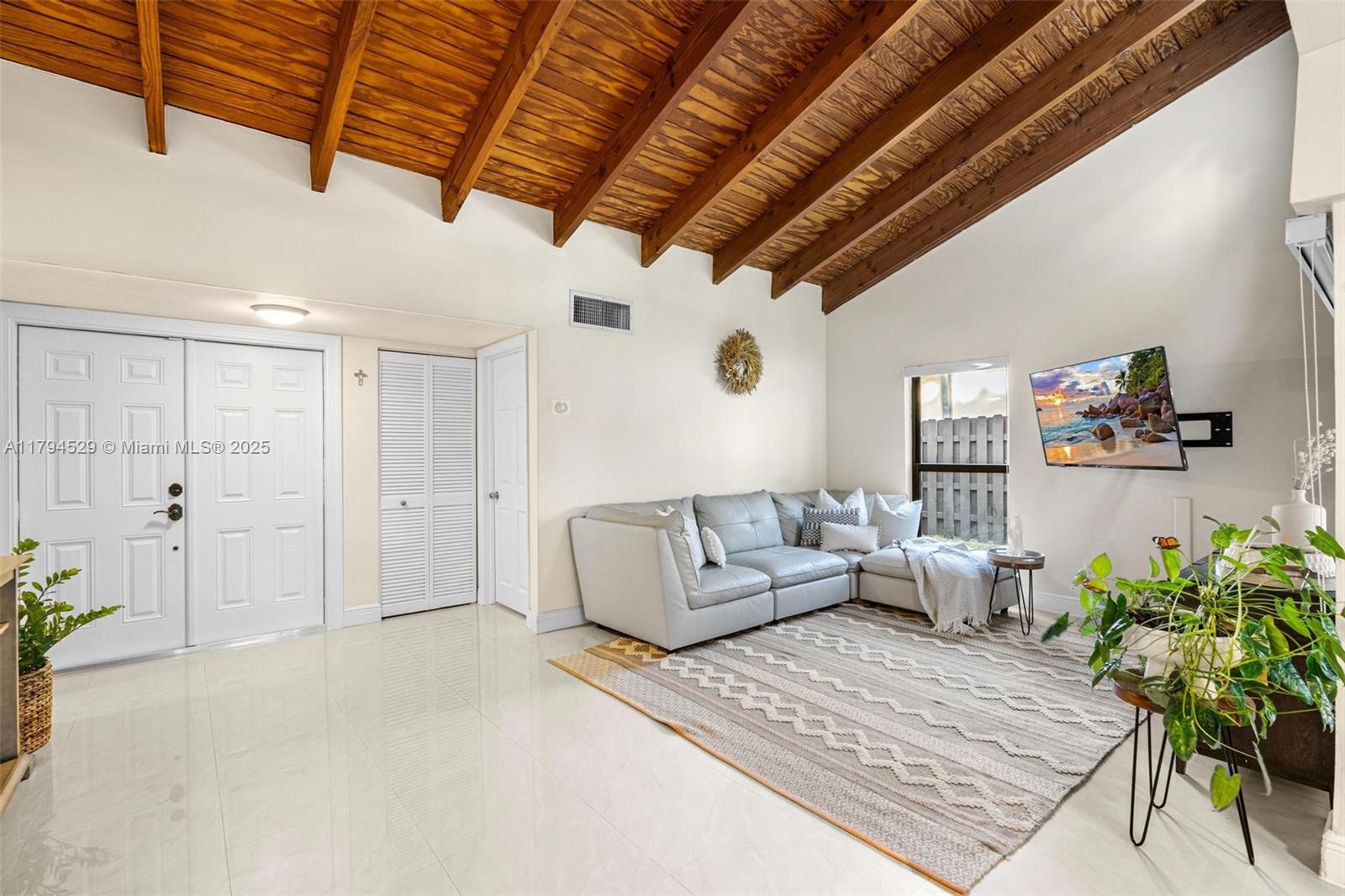 Property photo # 8