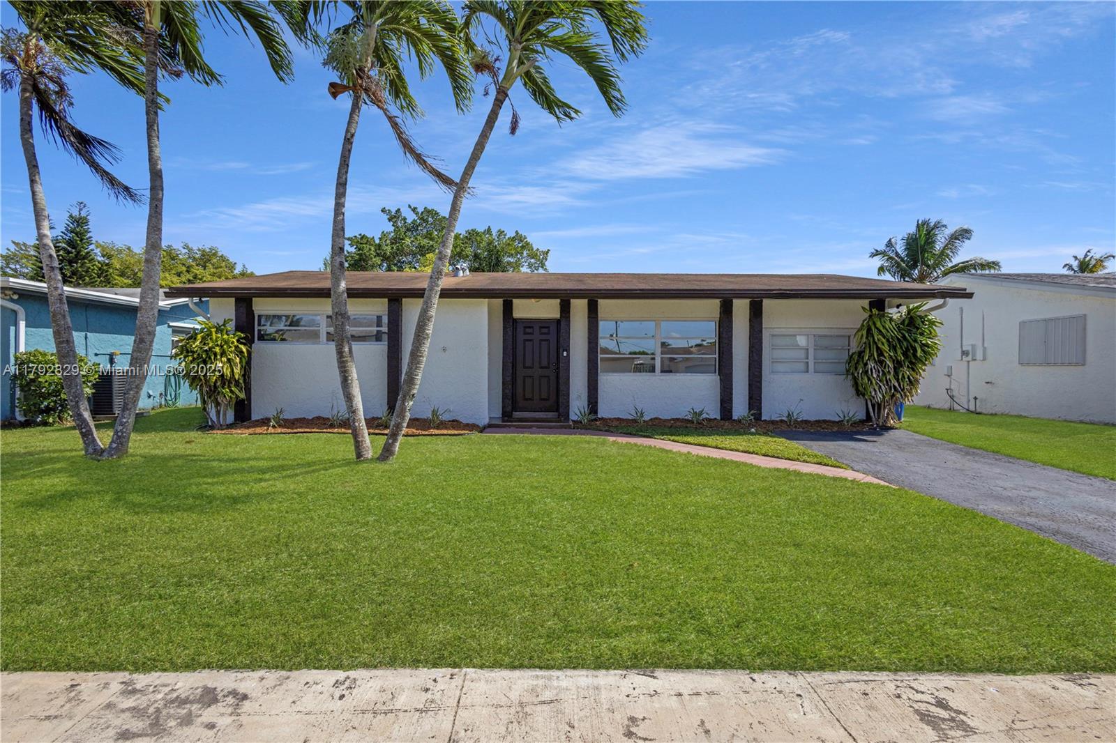 11450 45th Pl, Sunrise, Florida 33323