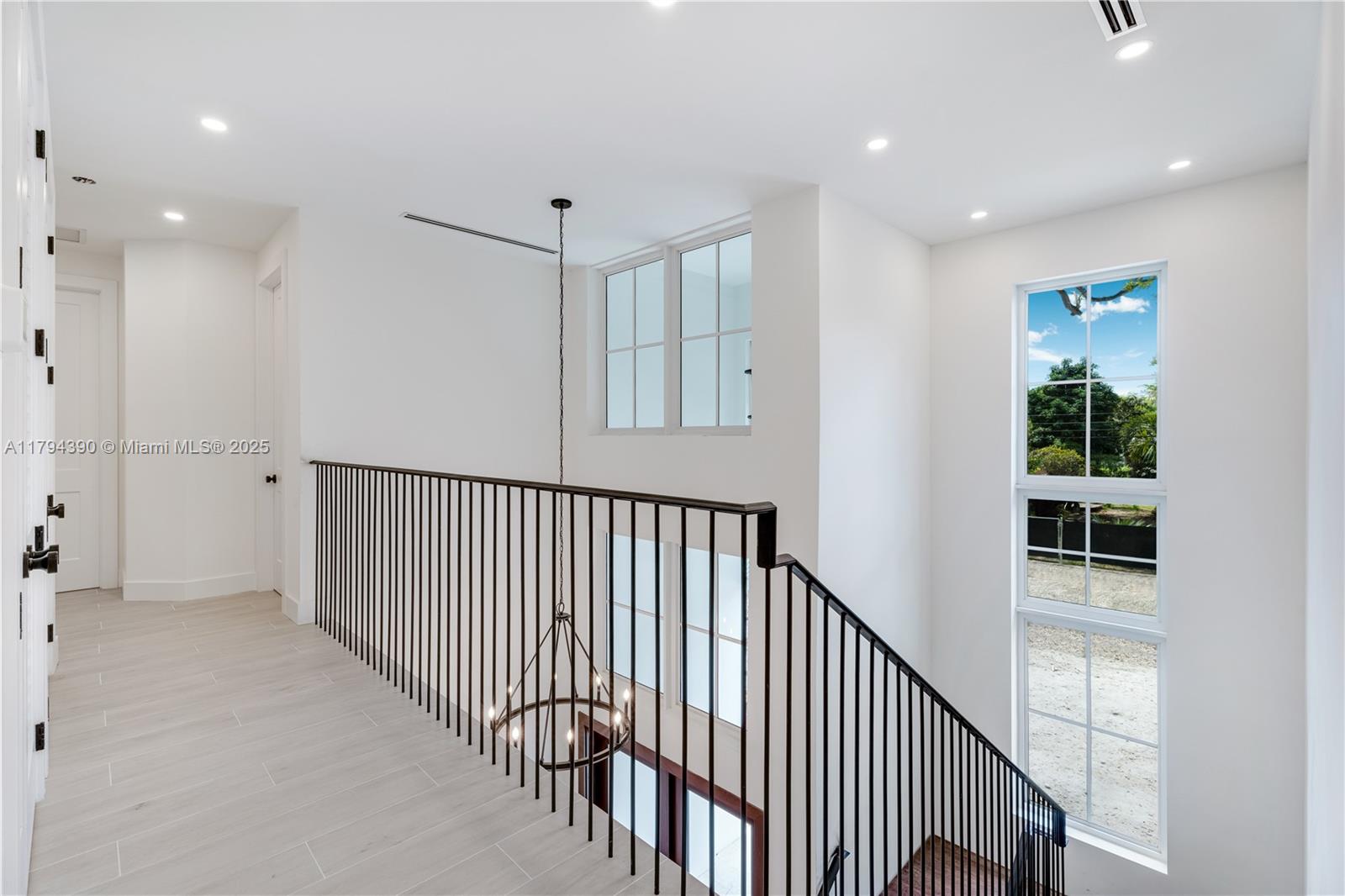 6747 SW 77th Ter, South Miami, Florida image 11