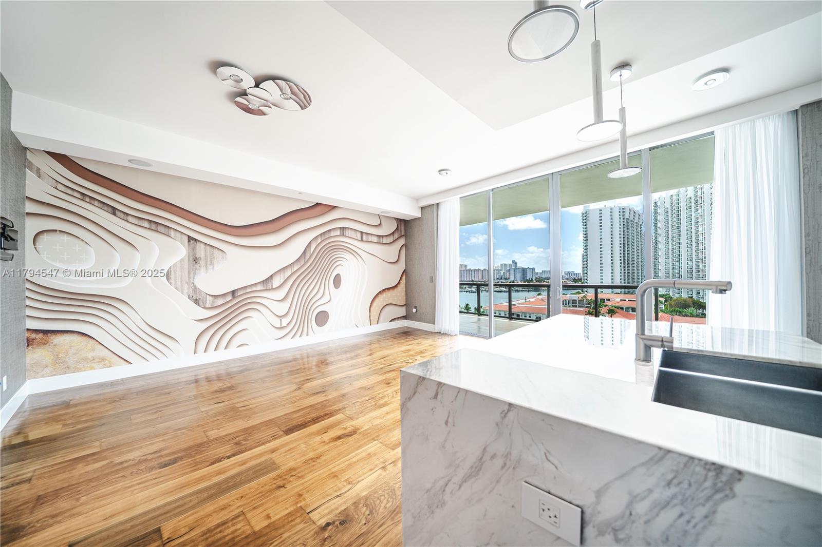 3250 NE 188th St #806, Aventura FL 33180