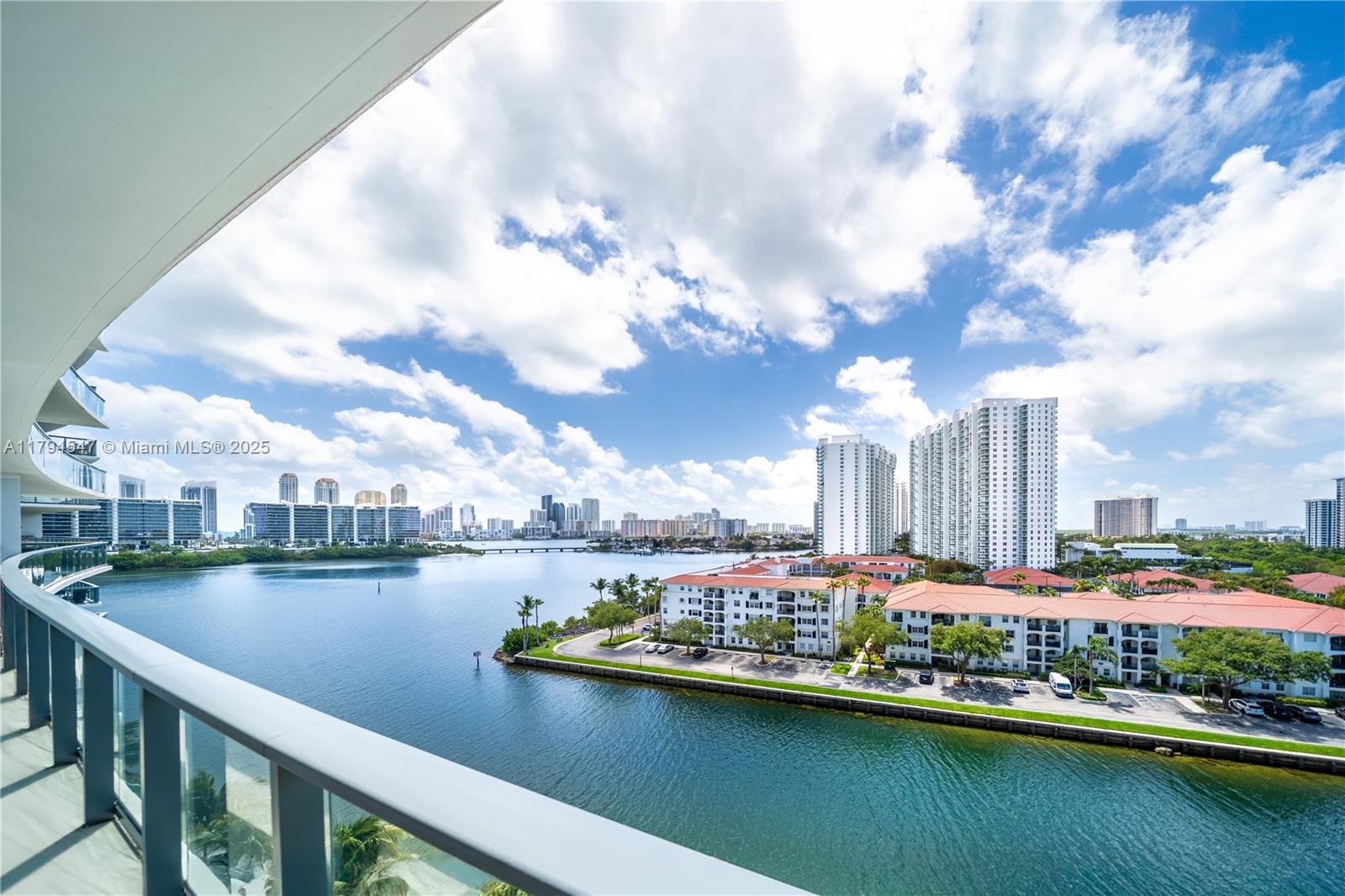 3250 NE 188th St #806, Aventura FL 33180