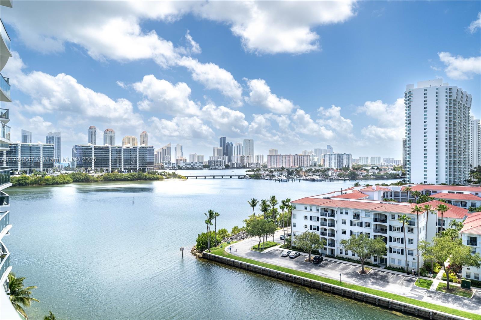 3250 NE 188th St #806, Aventura FL 33180