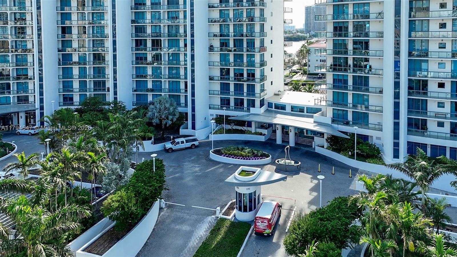 3250 NE 188th St #806, Aventura FL 33180