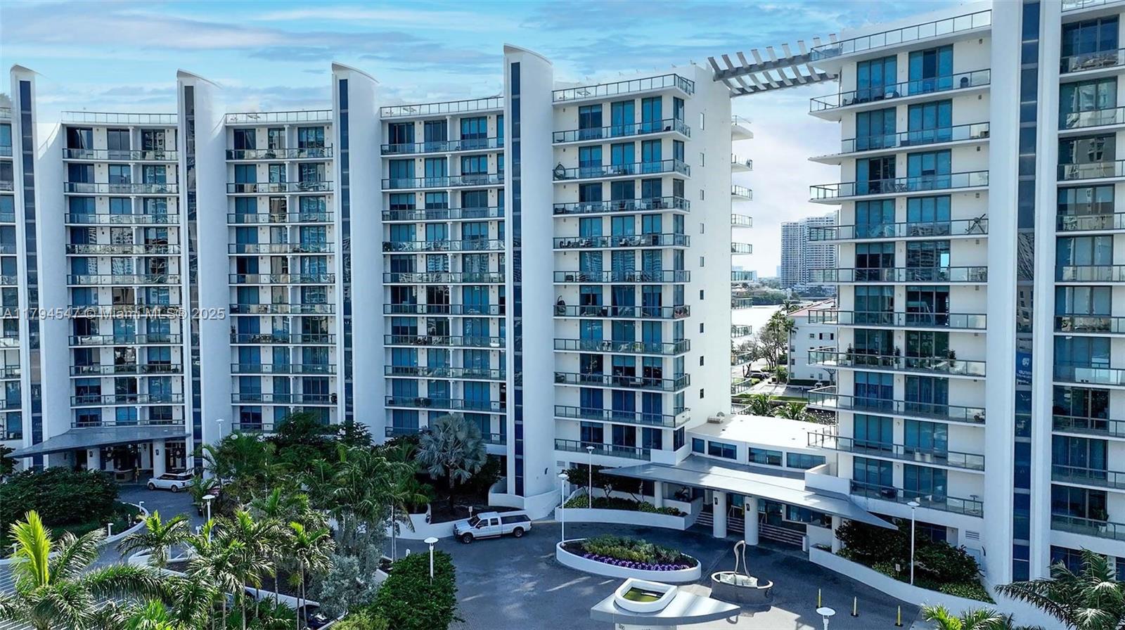 3250 NE 188th St #806, Aventura FL 33180