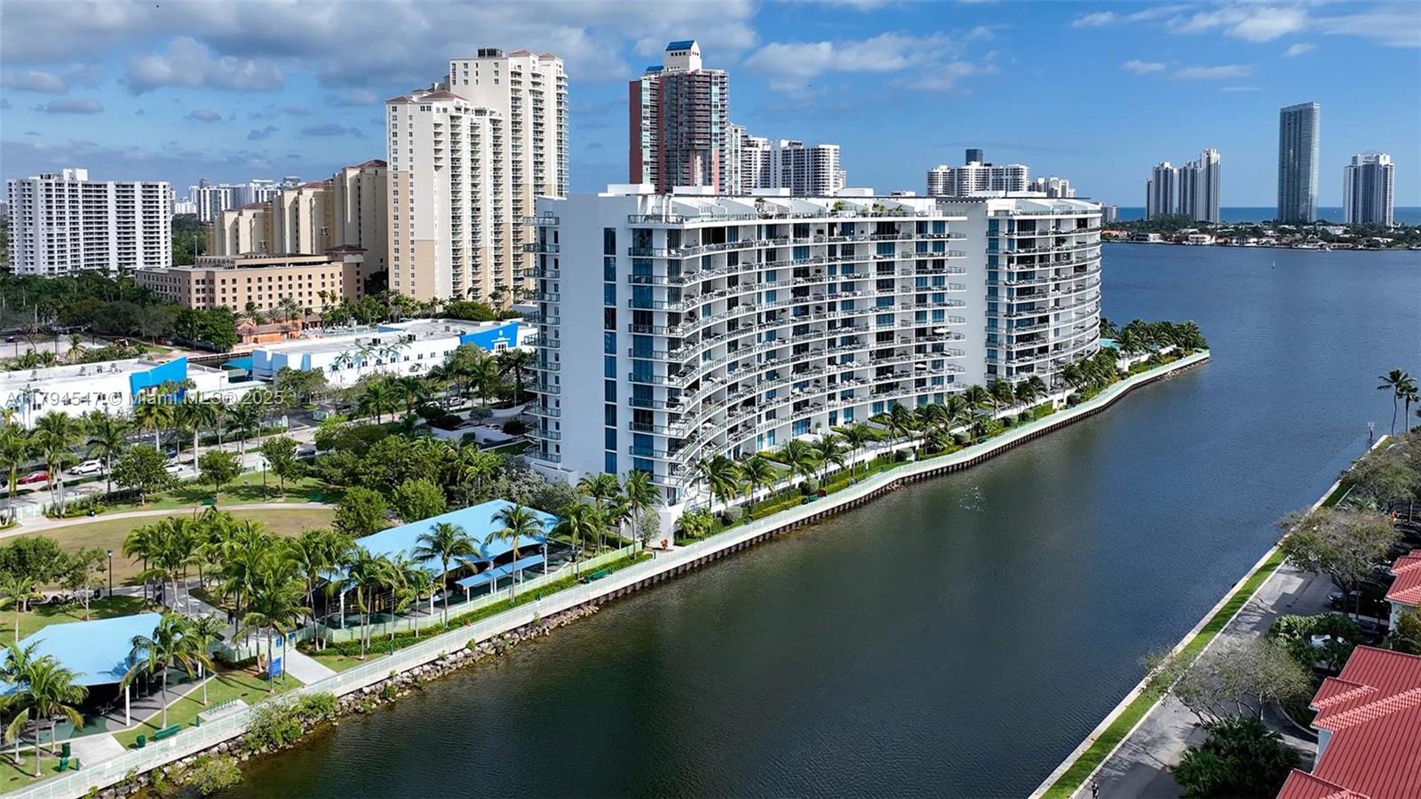 3250 NE 188th St #806, Aventura FL 33180