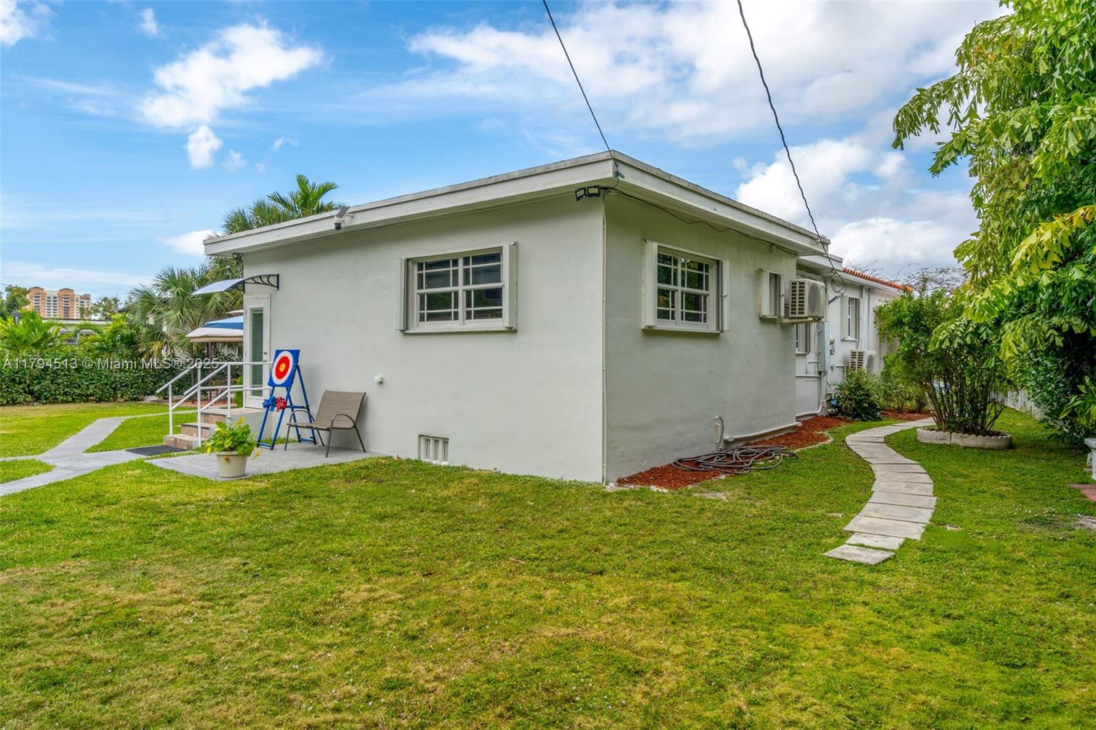 1621 SW 32nd Ct, Miami, Florida image 37