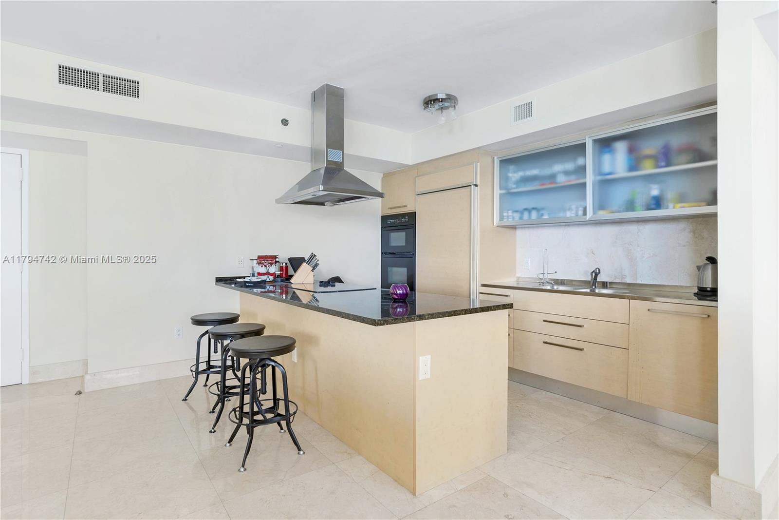 Property photo # 8