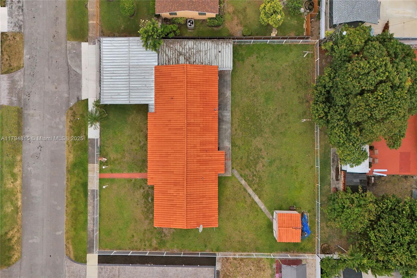 2831 NW 212th St, Miami Gardens, Florida image 9