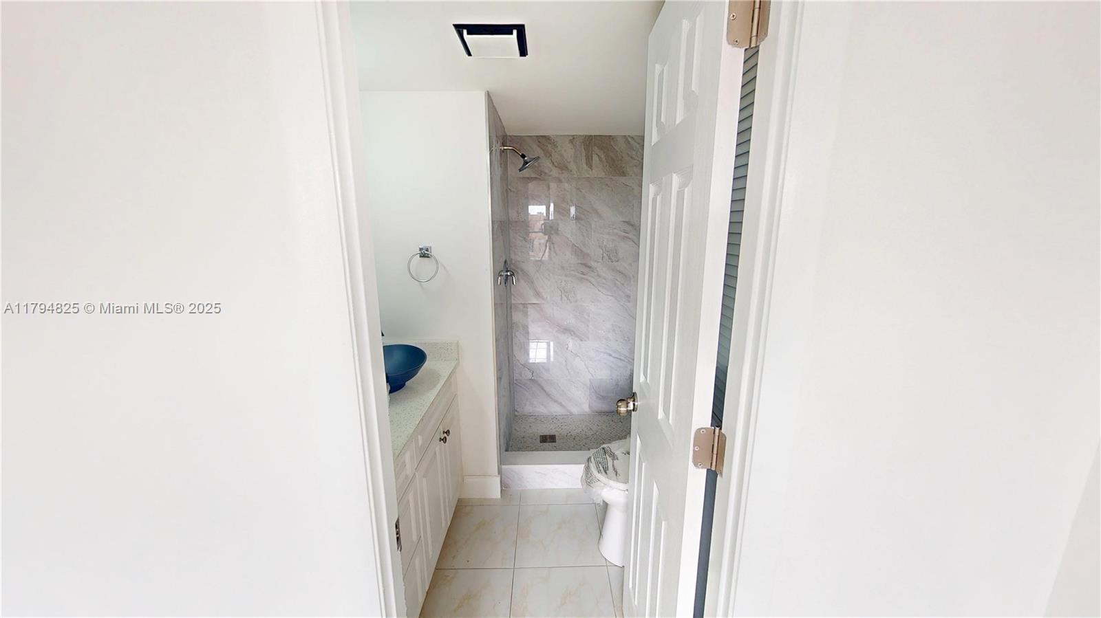 9900 Sunrise Lakes Blvd #309, Sunrise, Florida image 24