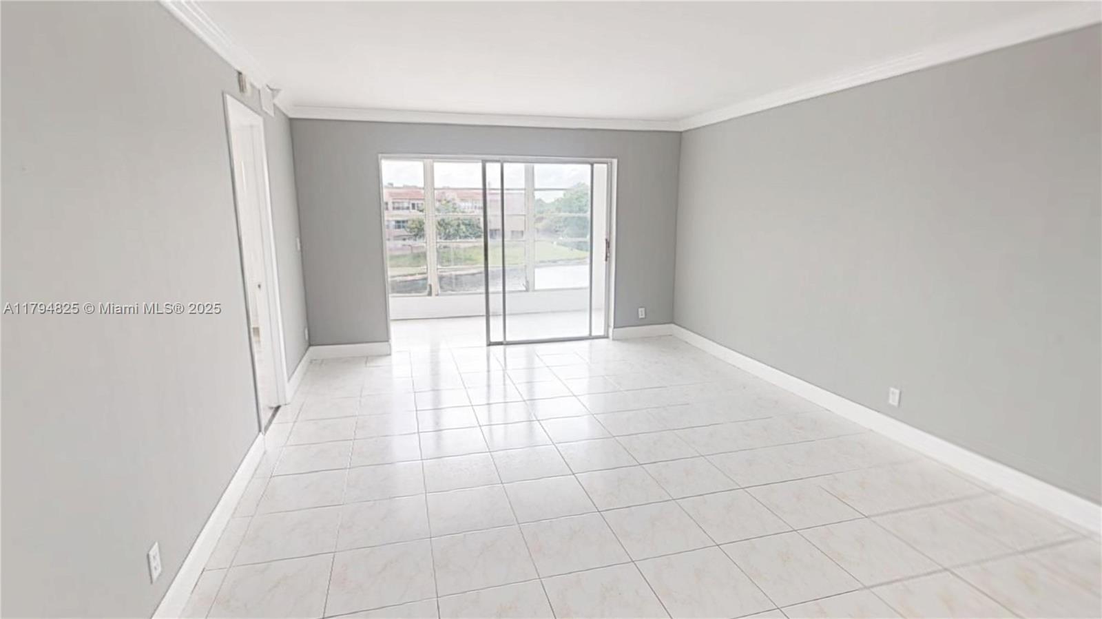 9900 Sunrise Lakes Blvd #309, Sunrise, Florida image 3