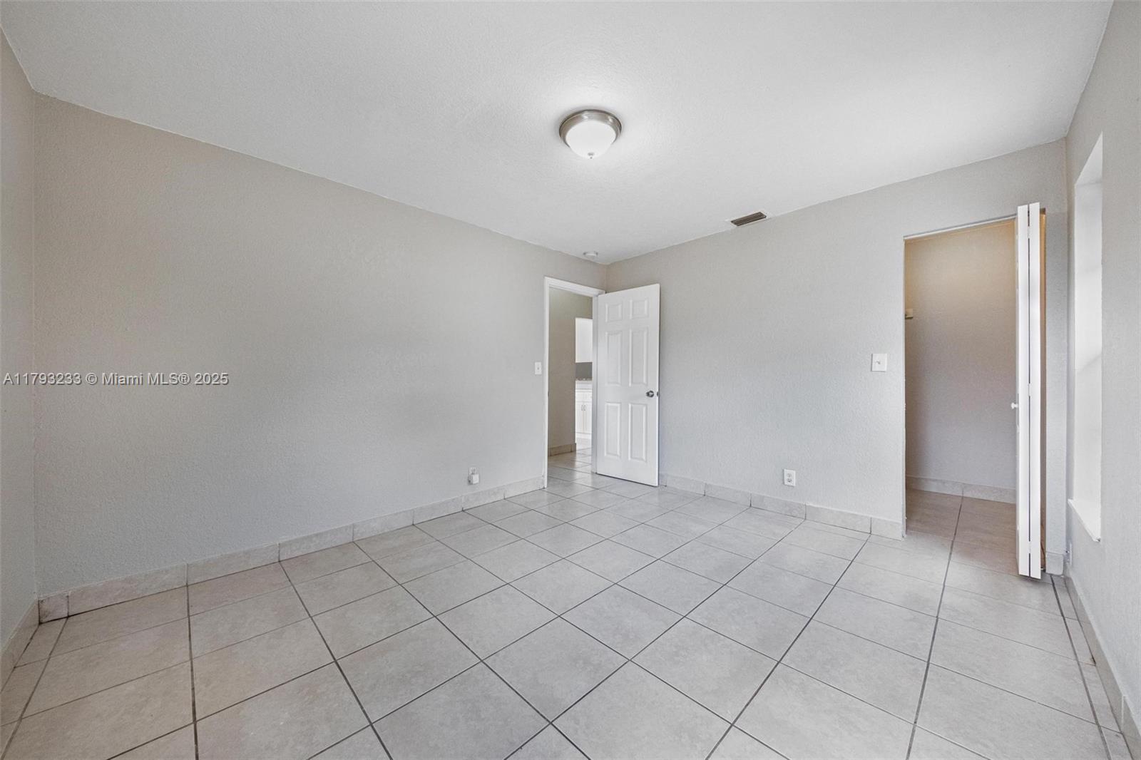 5411 SW 43rd Ter, Dania Beach, Florida image 17