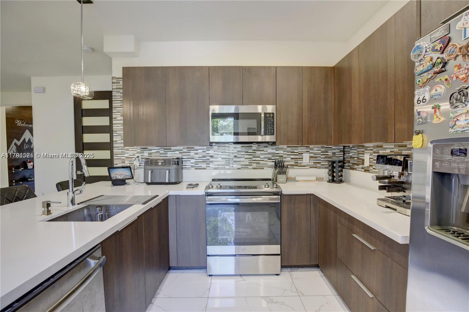 Property photo # 8