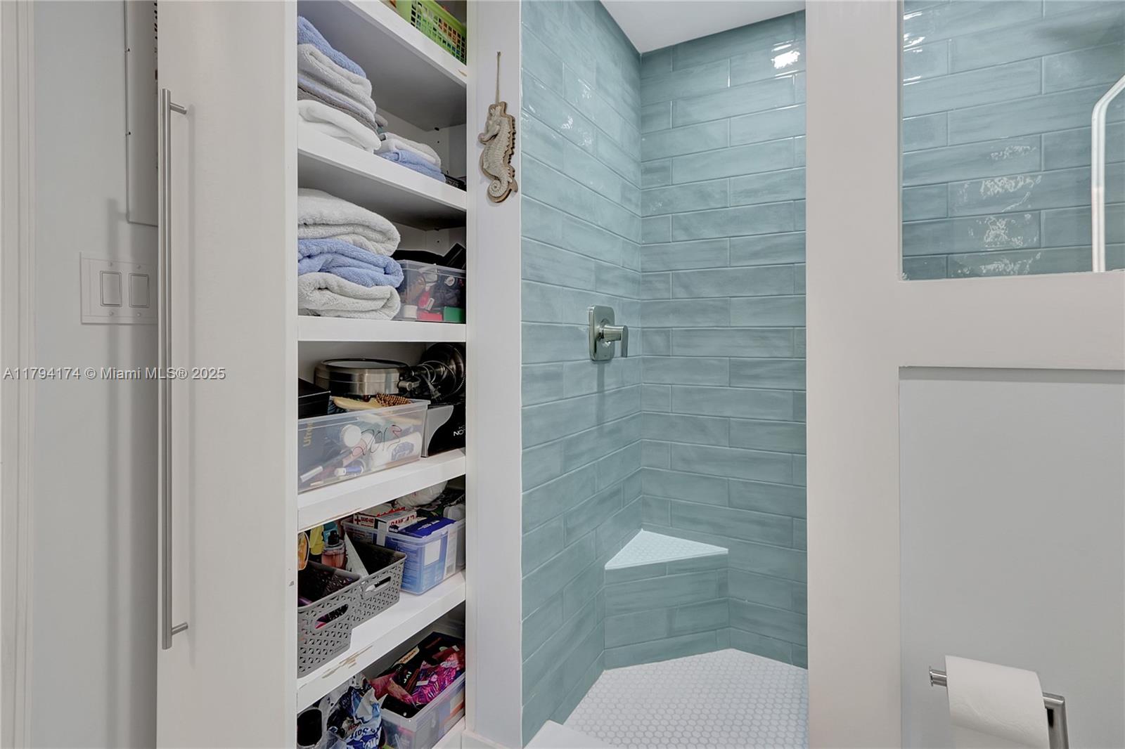 1 Grove Isle Dr A504